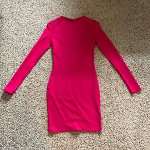 Kittenish body con dress. New with tags!